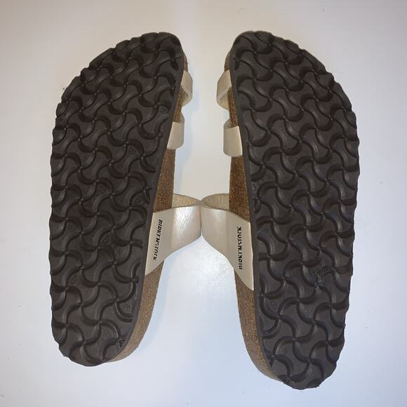 Birkenstock Mayari Sandals Women’s US 7.5 EU 38 Metallic Gold/Bronze Leather - Picture 3 of 4